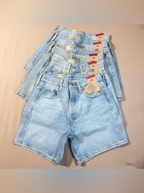 NWT Levi's 501 Button Fly Shorts High Rise Mid Thigh Medium Wash 100% Cotton